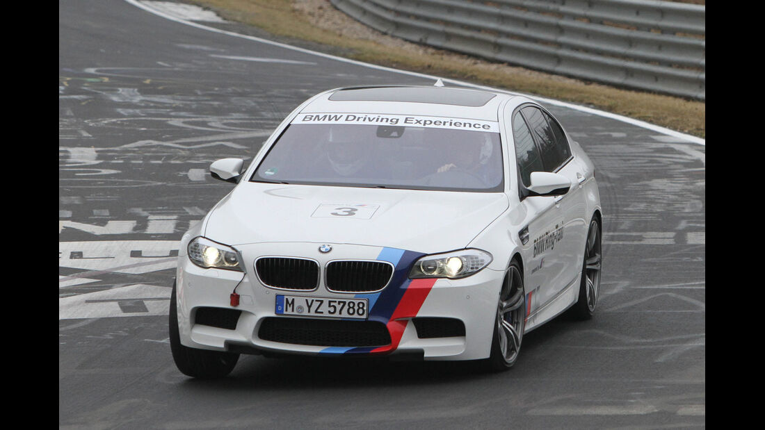 BMW M5 Ring-Taxi 2012
