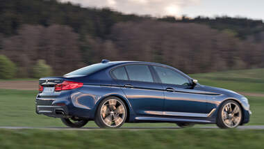 BMW M550i xDrive