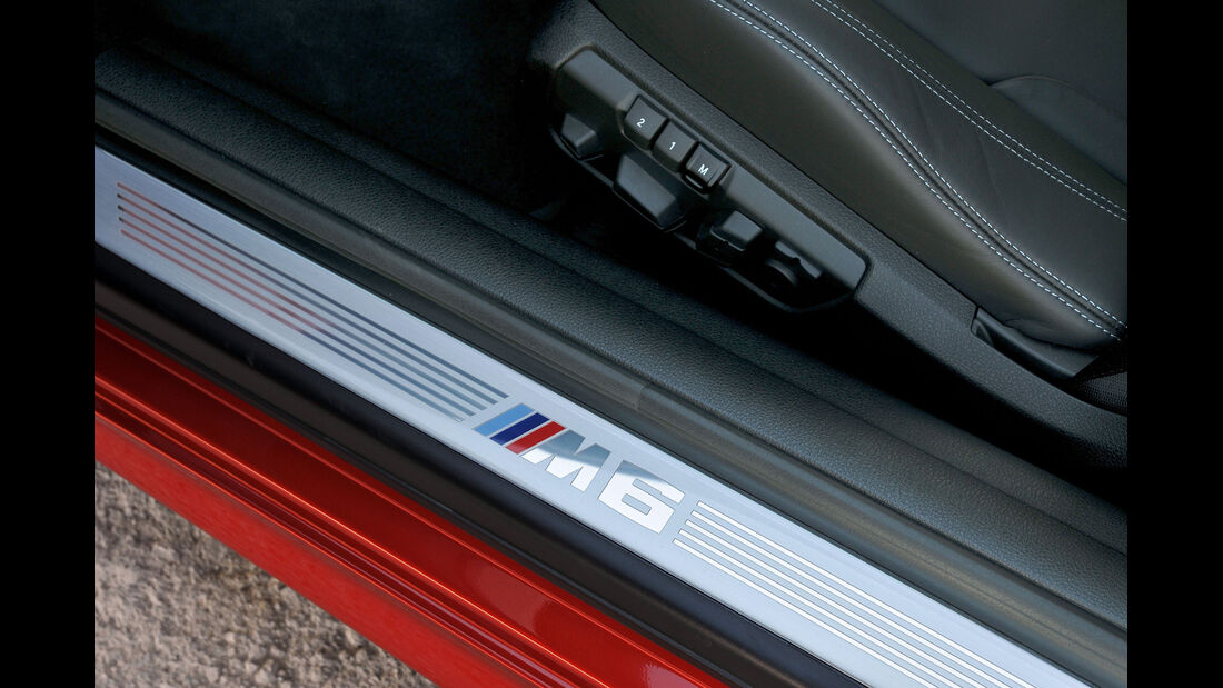 BMW M6, Fußleiste
