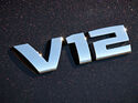 BMW V12 Logo Schriftzug