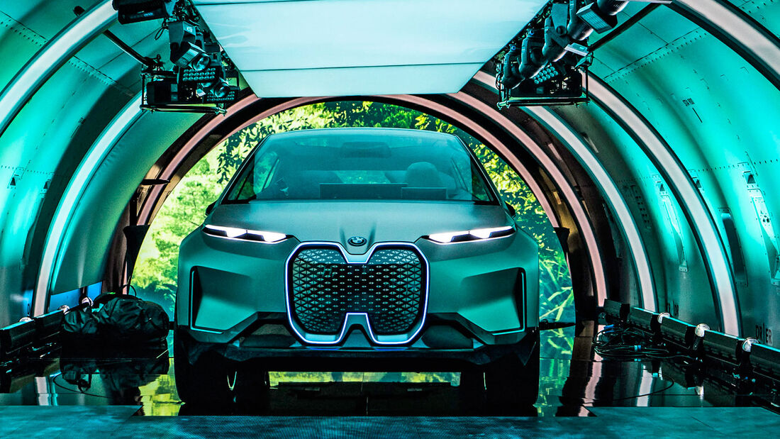 BMW Vision iNEXT / i5