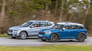 BMW X1 18d sDrive, Mini Countryman Cooper D, Seitenansicht