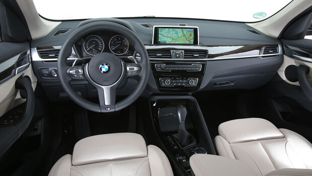 BMW X1 20d xDrive, Cockpit