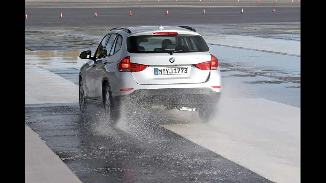 BMW X1, Bremstest, Heckansicht