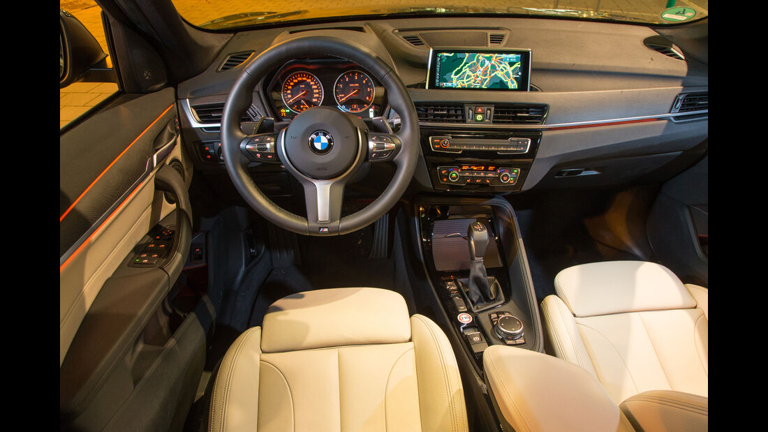 BMW X1 xDrive 20d, Cockpit 