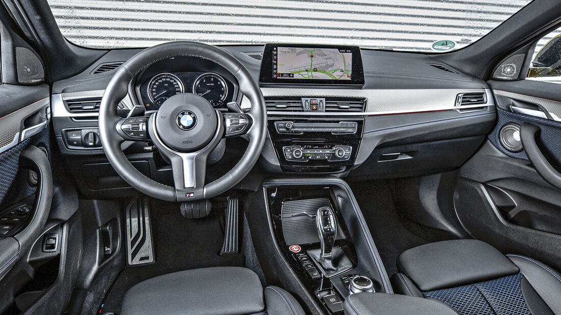 BMW X2 20d xDrive, Interieur