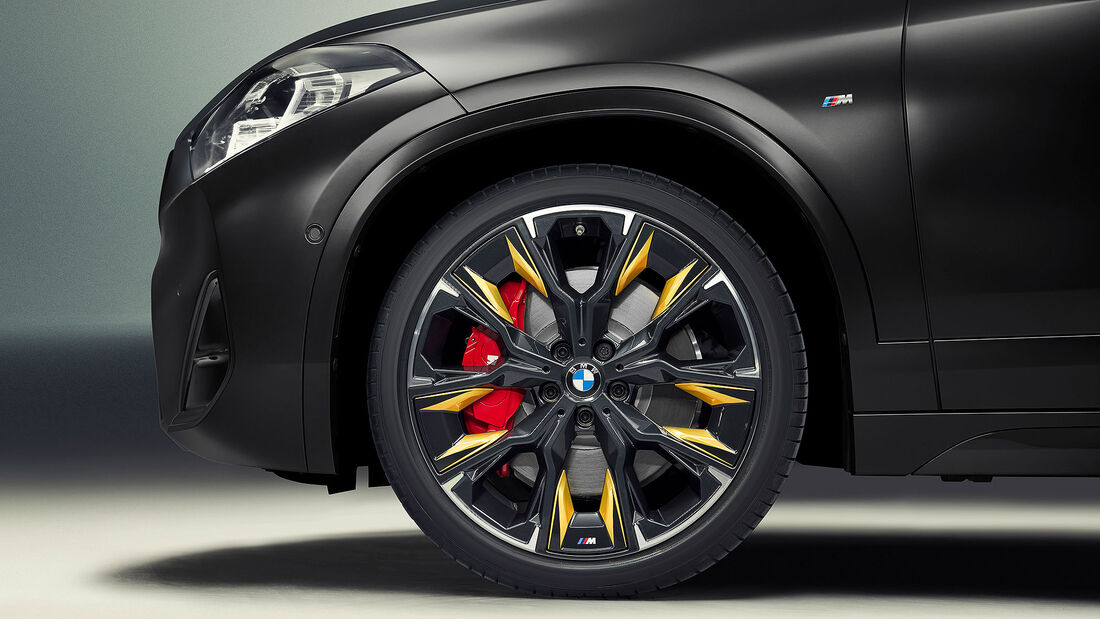 BMW X2 Edition Goldplay