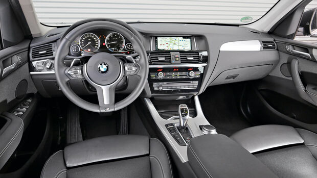 BMW X3 xDrive 28i, Cockpit