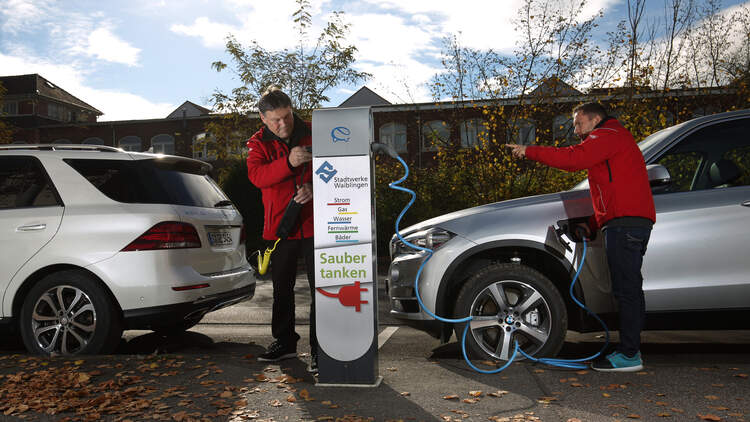 Bmw X5 40e Mercedes Gle 500 E 2 Grosse Hybrid Suv Im Vergleich Technische Daten Auto Motor Und Sport