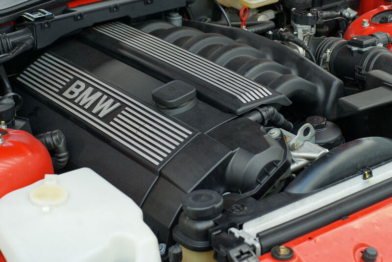 BMW Z3 Coupé 2.8i (E36/8) Motor M50 2,8-Liter-Reihensechszylinder