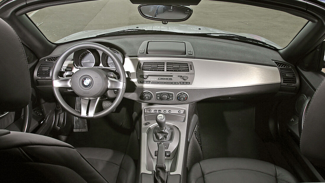 BMW Z4 3.0i, Cockpit