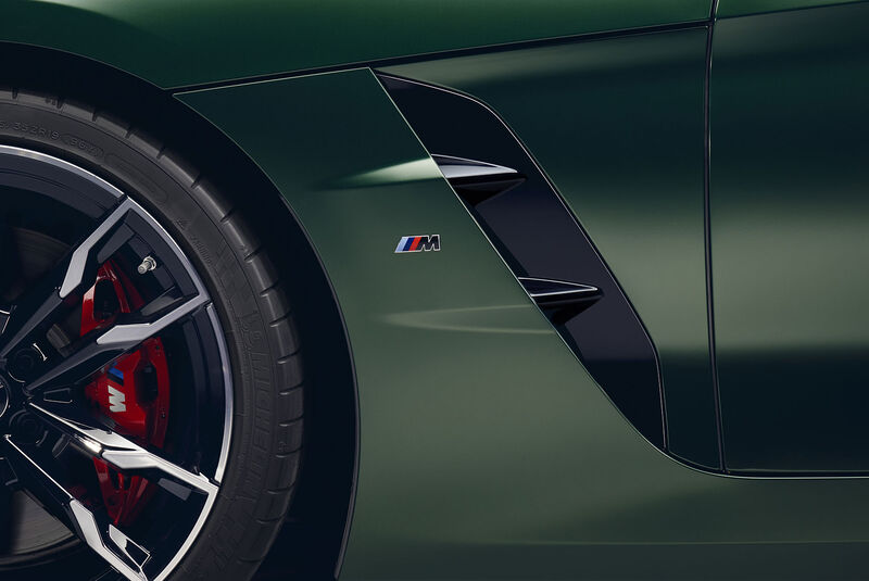 BMW Z4 Edition Pure Impulse (2024) Detail M Badge rote M Bremszange M Hochglanz Shadow Line
