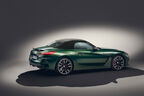 BMW Z4 M40i Edition Pure Impulse (2024) Seite Studio Frozen Deep Green Metallic 