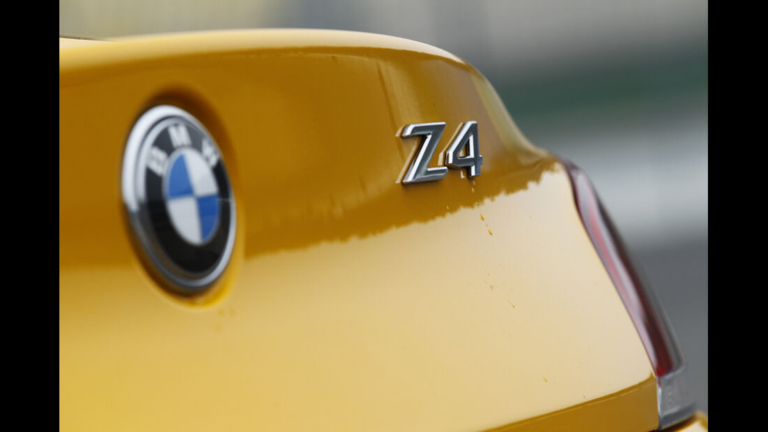 BMW Z4 sDrive 35i, Heck, Detail, Emblem