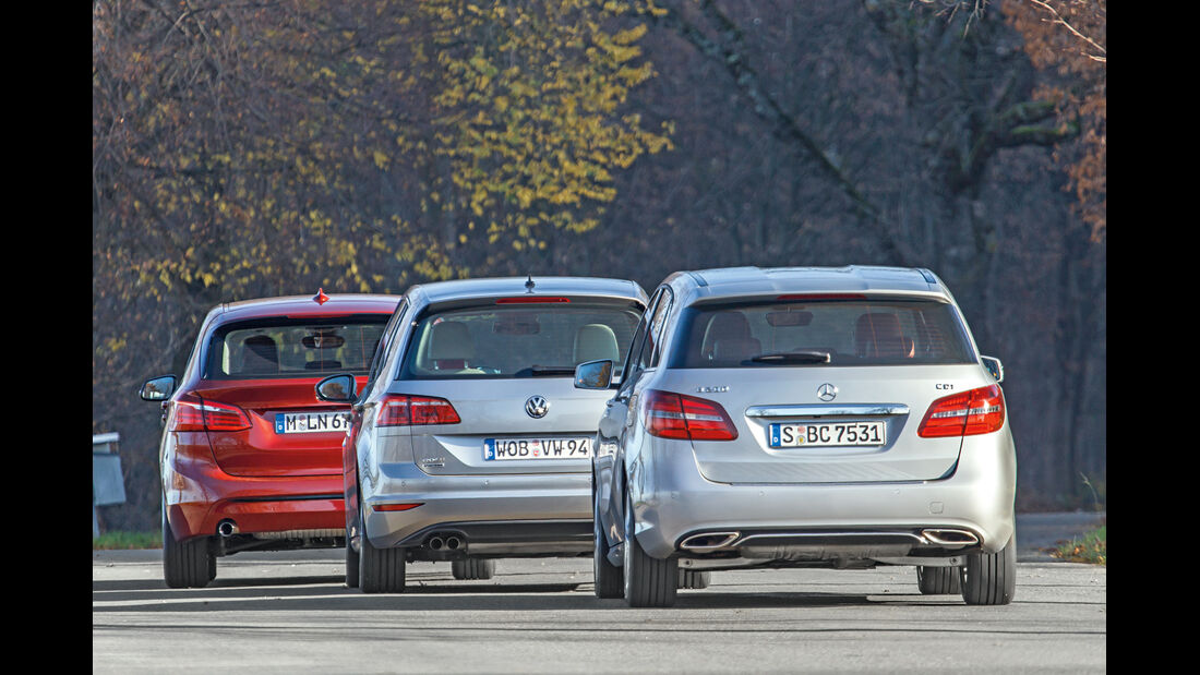 BMW Zweier Active Tourer, Mercedes B-Klasse, VW Golf Sportsvan, Heckansicht
