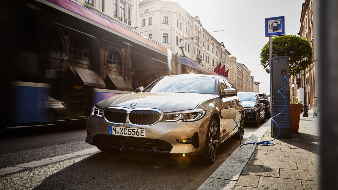 BMW eDrive Zones Plug-in-Hybrid