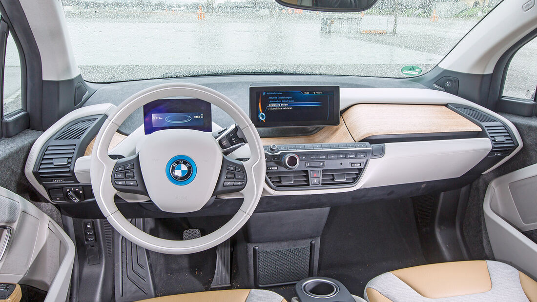 BMW i3, Cockpit