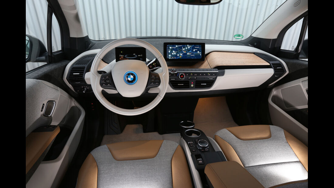 BMW i3 Range Extender, Cockpit