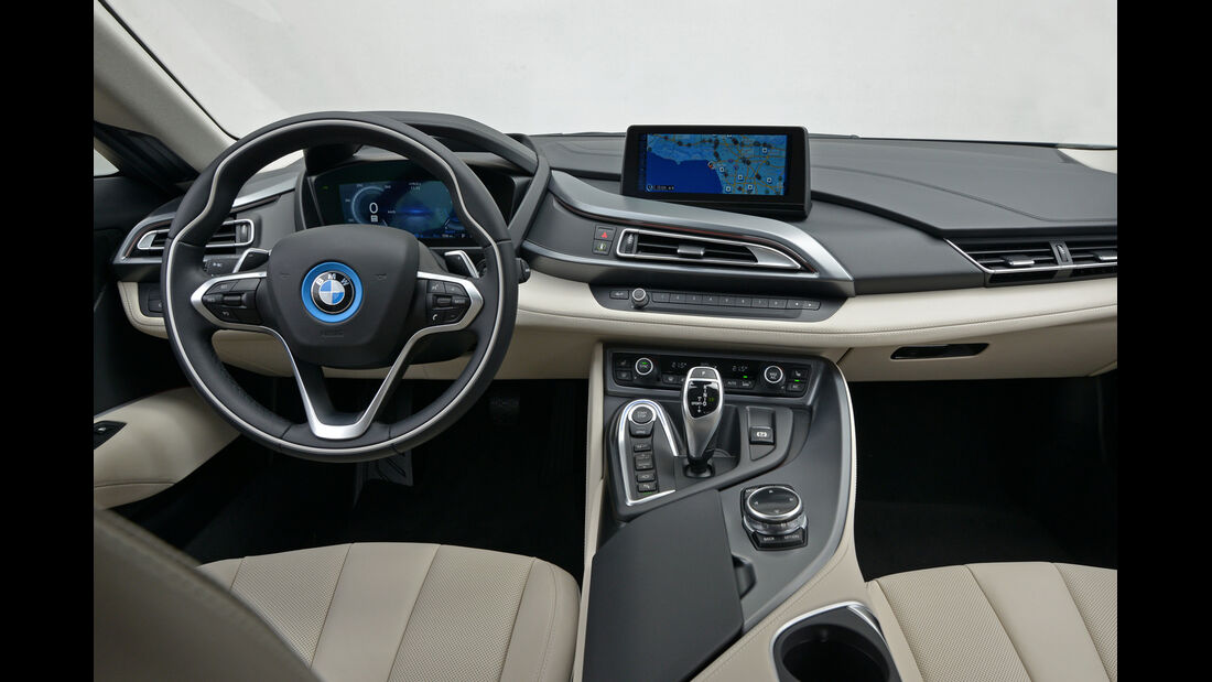 BMW i8, Cockpit