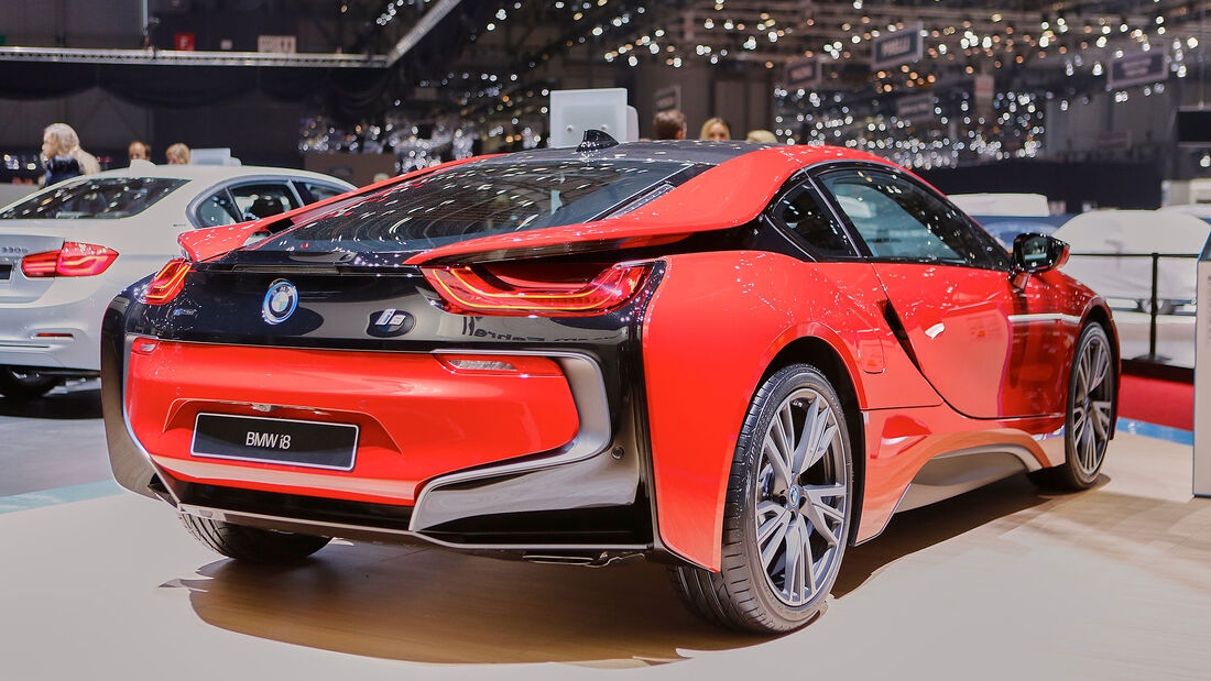 BMW i8 Protonic Red Edition SPERRFRIST 12.2.2016