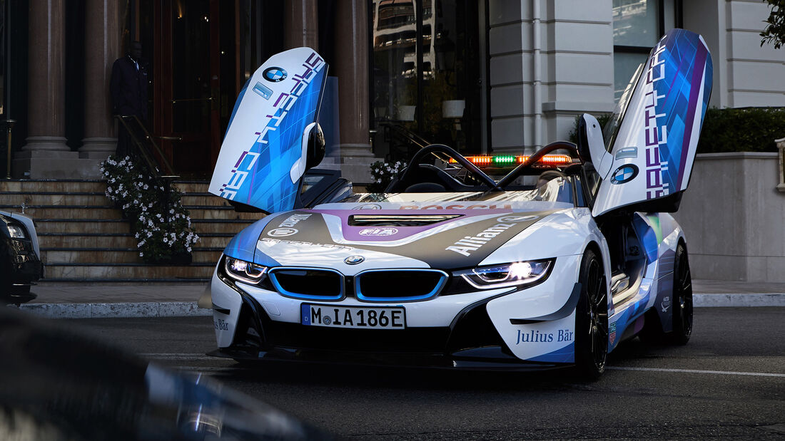 BMW i8 Roadster Formel E Safetycar