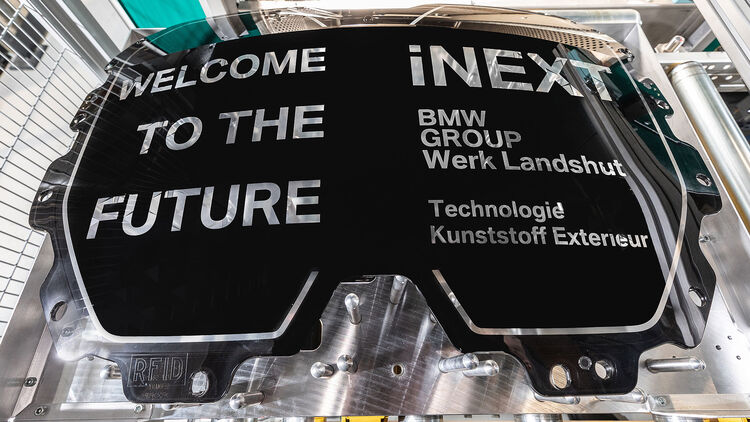 BMW iNext Niere