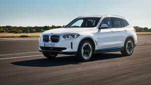 BMW iX3_Elektro-SUV