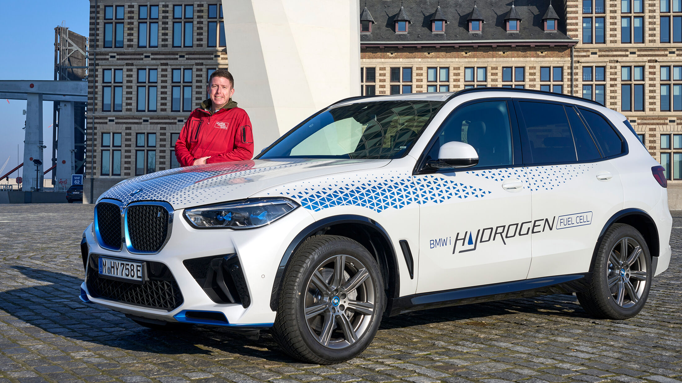 BMW iX5 Hydrogen: Testfahrt mit dem Wasserstoff-SUV