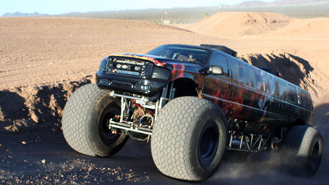 BTR Sin City Hustler Monster Truck