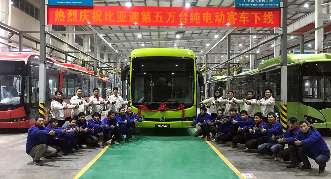 Byd Baut 50 000 Elektrobusse Mit Strom Durch Die Stadt