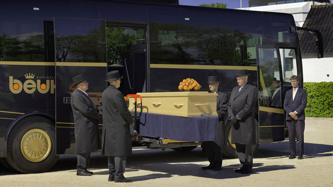 Beerdigungsbus