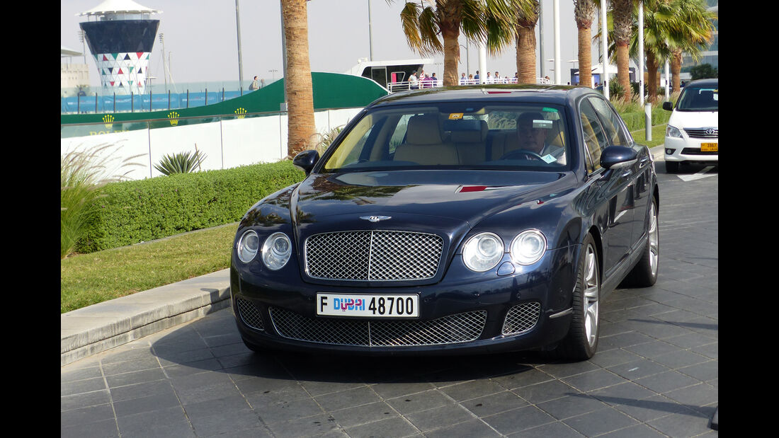 Bentley Continental - GP Abu Dhabi - Carspotting 2015
