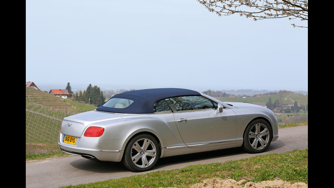 Bentley Continental GTC, Seitenansicht, Dach schließt