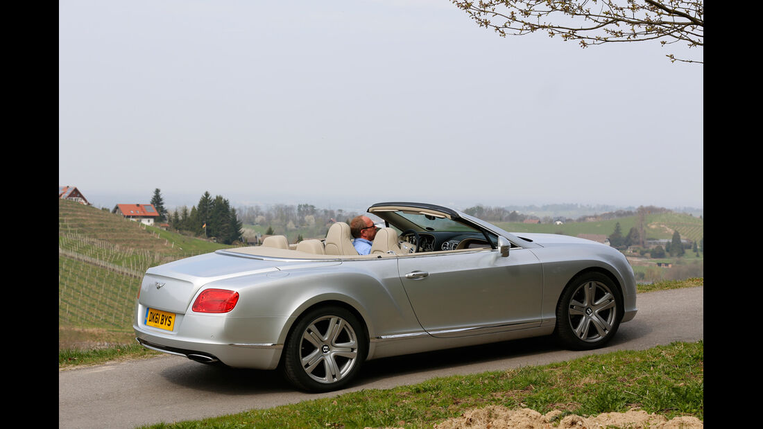 Bentley Continental GTC, Seitenansicht, Dach schließt
