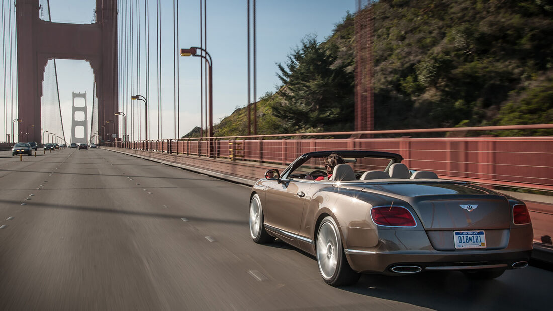 Bentley Continental GTC Speed, Heckansicht, Golden Gate Bridge
