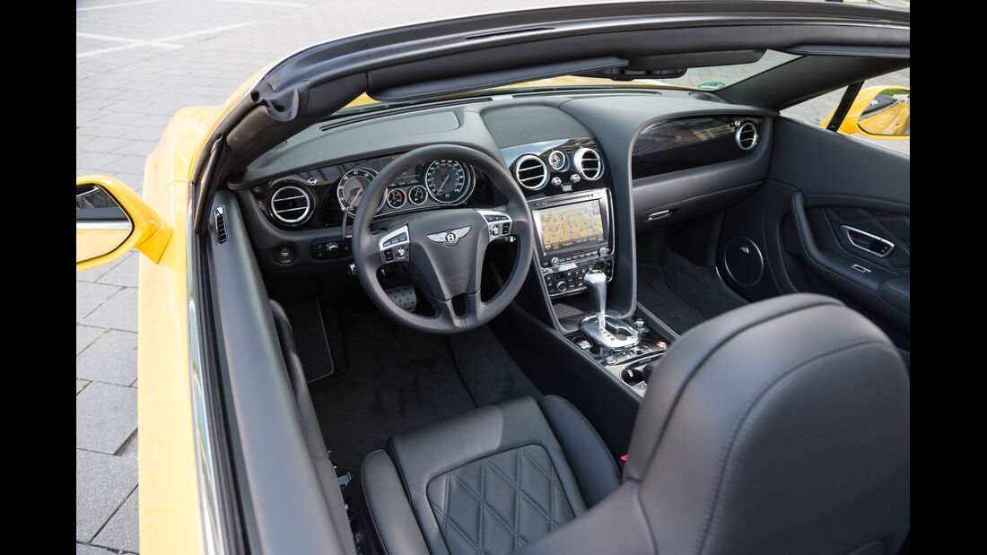 Bentley Continental GTC V8, Cockpit