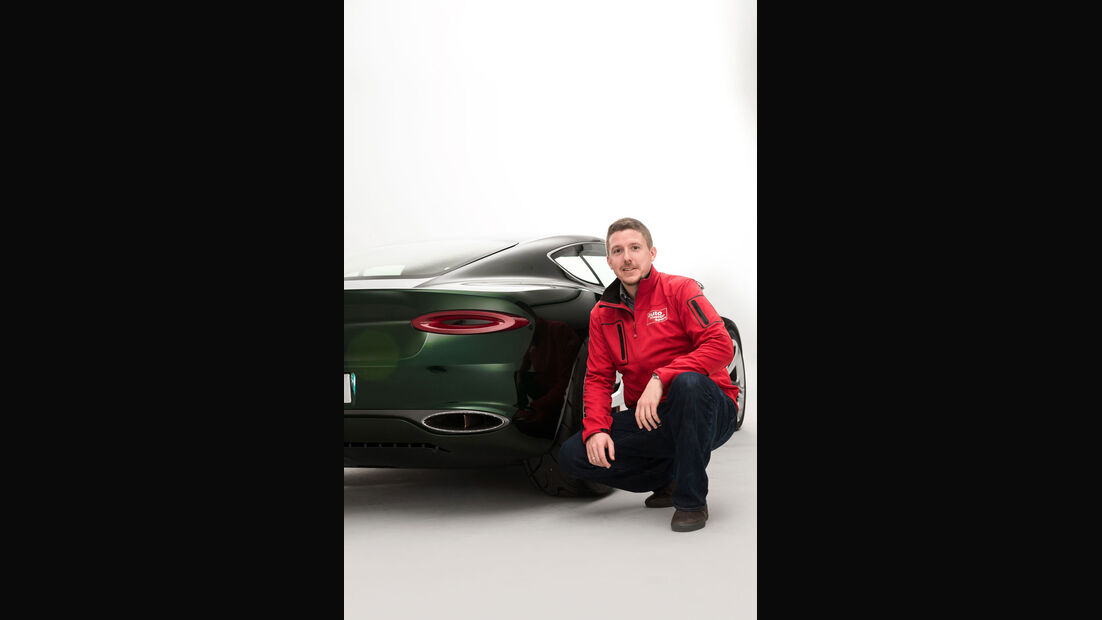 Bentley EXP 10 Speed 6 - Sitzprobe - Conceptcar - Studie - Sportwagen - 02/15