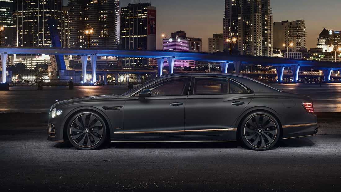 Bentley Flying Spur Hybrid The Surgeon