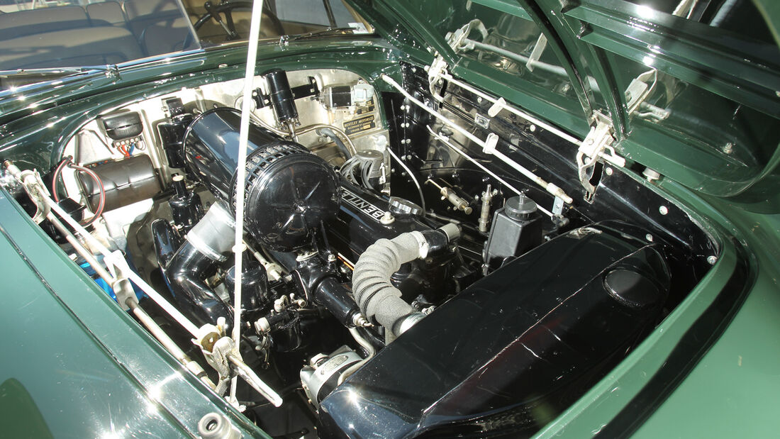 Bentley MK VI Cresta, Motor