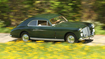 Bentley MK VI Cresta, Seitenansicht