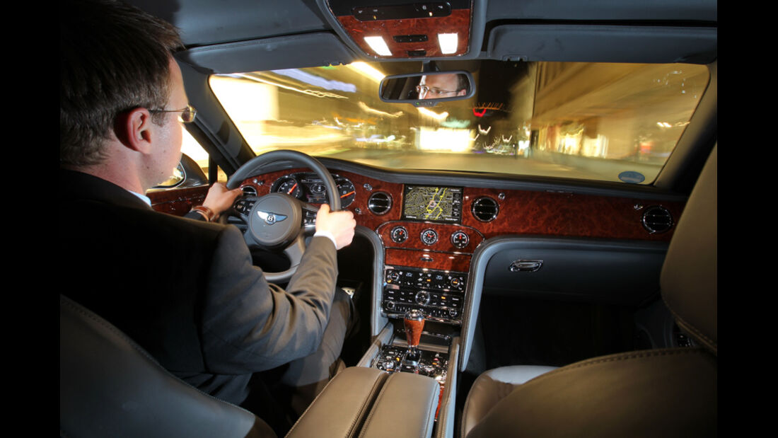 Bentley Mulsanne, Cockpit, Fahrer, Fahrt