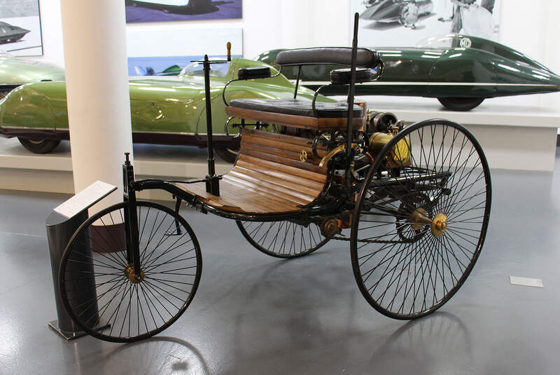 Benz Motorwagen Replika im British Motor Museum