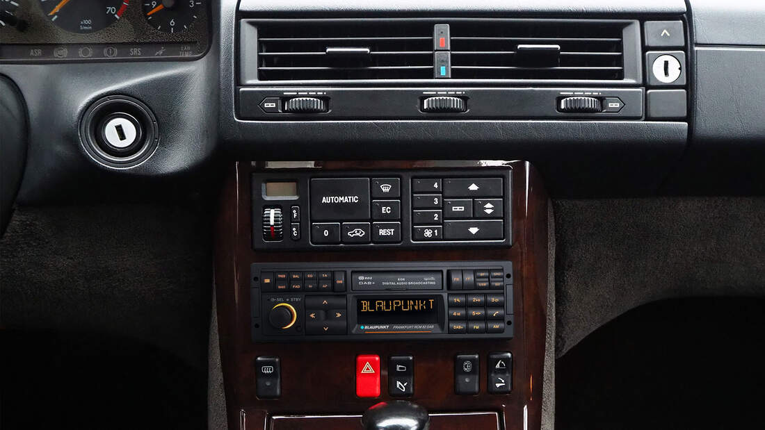 Blaupunkt Frankfurt RCM 82 DAB RetroAutoradio AUTO MOTOR UND SPORT