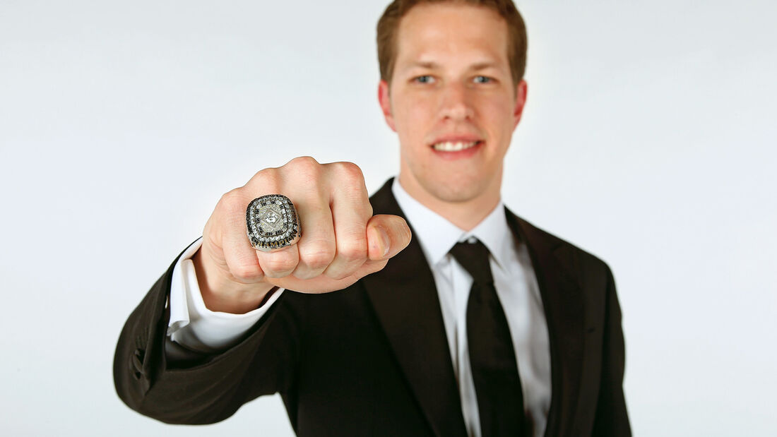 Brad Keselowski, Fingerring, Meisterring