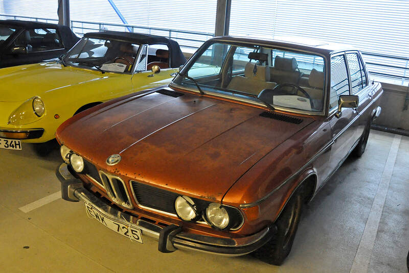 Bremen Classic Motorshow 2015, Fahrzeugmarkt