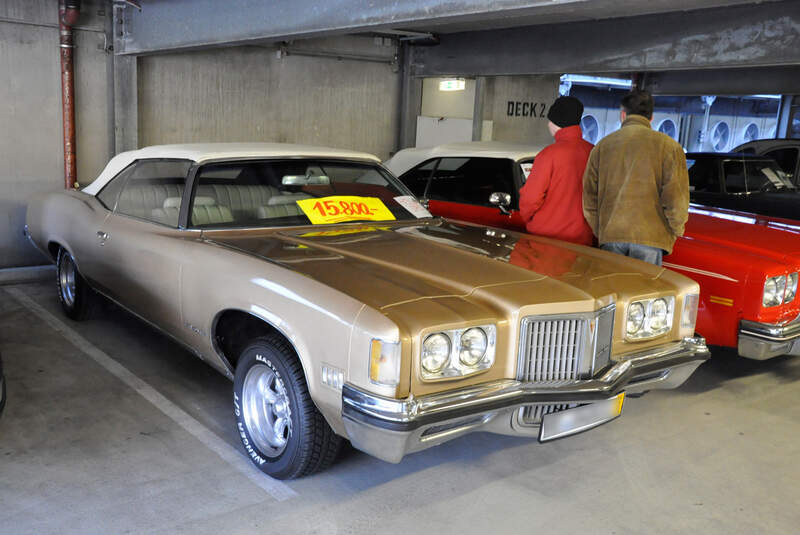 Bremen Classic Motorshow 2015, Fahrzeugmarkt