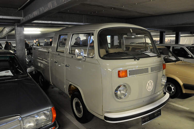 Bremen Classic Motorshow 2015, Fahrzeugmarkt