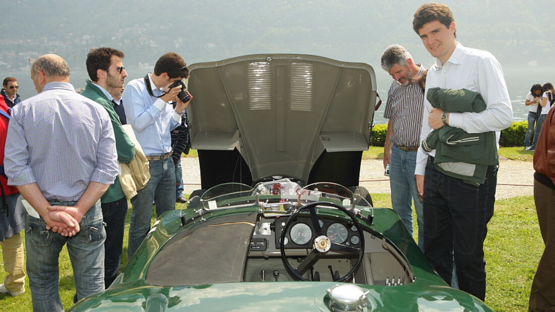Brilliantes Finish in und am Jaguar C-Type (1952) bei der Villa Erba Villa d’Este 2010.