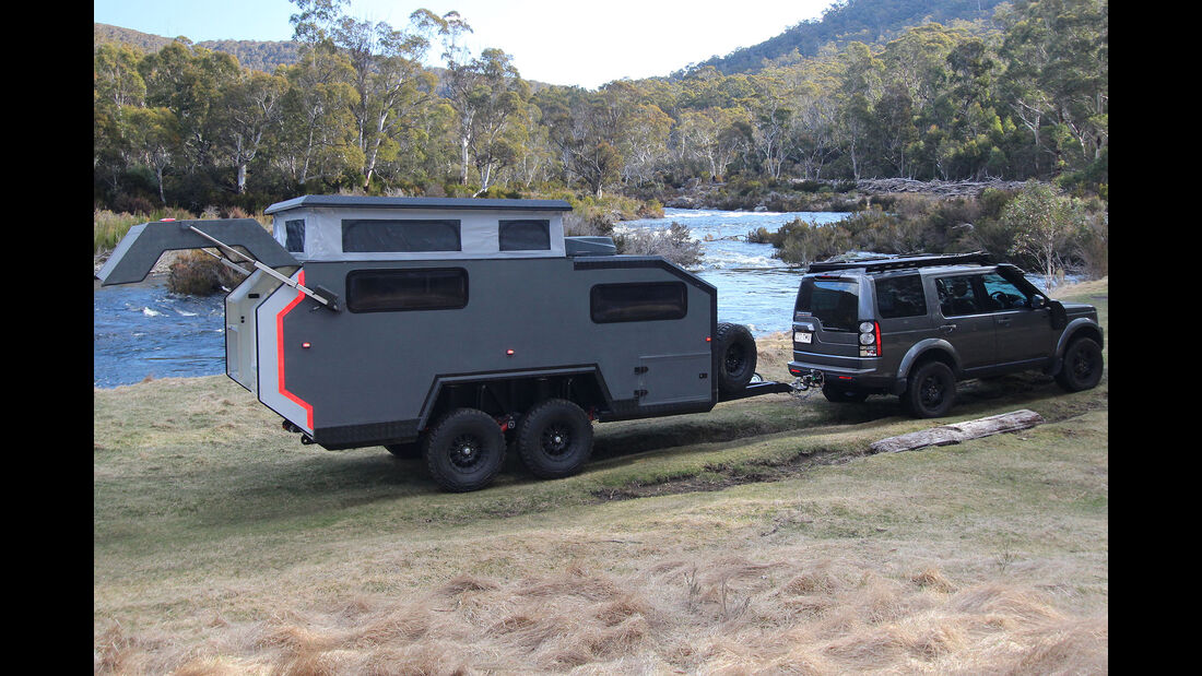 Bruder EXP-6 Offroad Caravan Australien