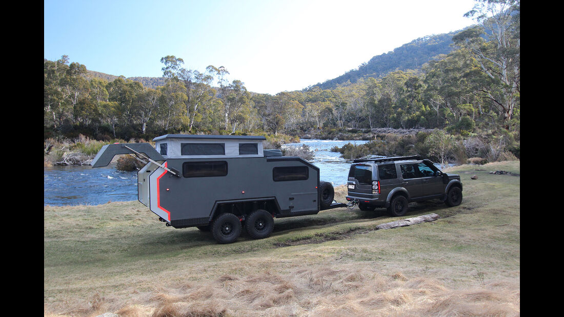Bruder EXP-6 Offroad Caravan Australien